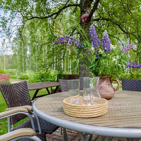 Poppelstrand Nuuksio, Pet Friendly Guest Apartment Esterno foto