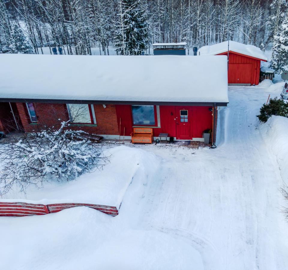 Poppelstrand Nuuksio, Pet Friendly Guest Apartment Esterno foto